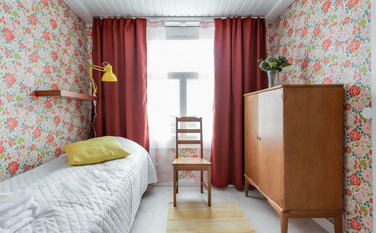 Pikisaari Guesthouse Oulu Bagian luar foto