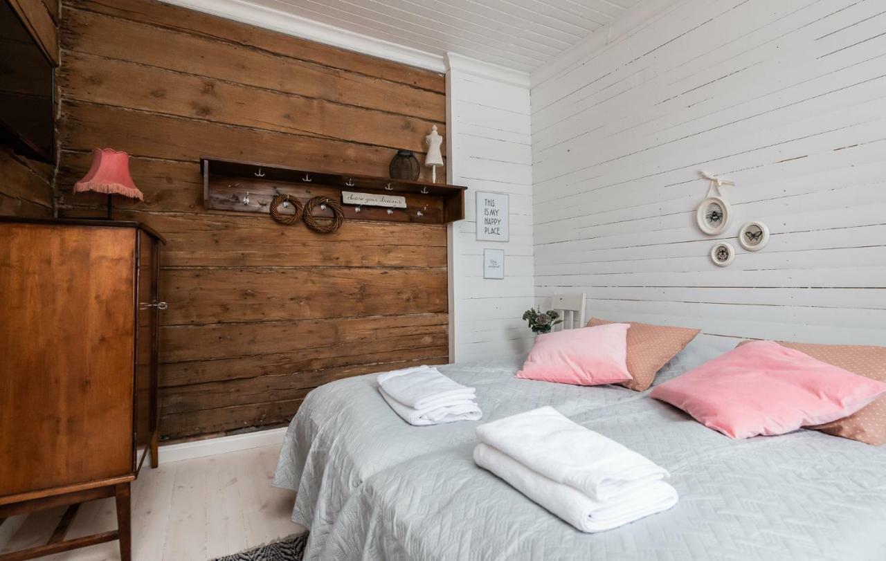 Pikisaari Guesthouse Oulu Bagian luar foto